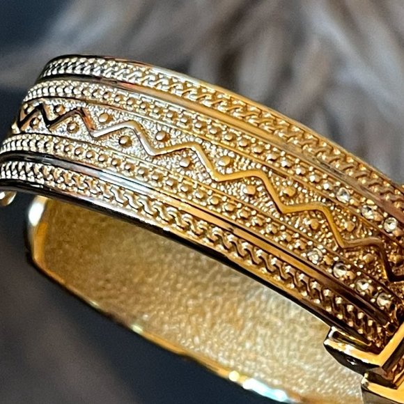 3 Women's Studio Time Bracelet Watches - Picture 5 of 7